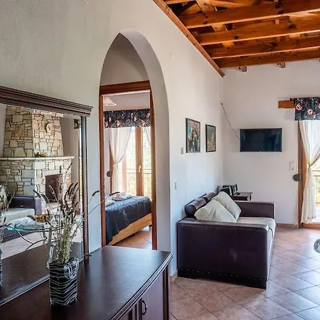 House Demetra * Astris